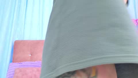 Allicia online show from 11-28-25, 07:27