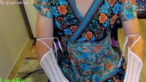 Allie online show from 05-02-26, 02:33