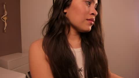 A L L I E online show from 04-29-26, 02:48