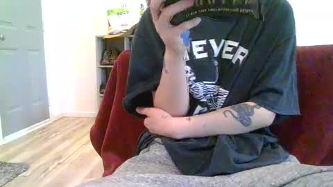 alliebearx online show from 01-30-25, 09:47