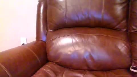 alliebearx online show from 01-19-26, 03:05