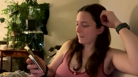 Snapshot of allielorde chatting on 12-19-25, 08:43 allielorde online show from 12-19-25, 08:43