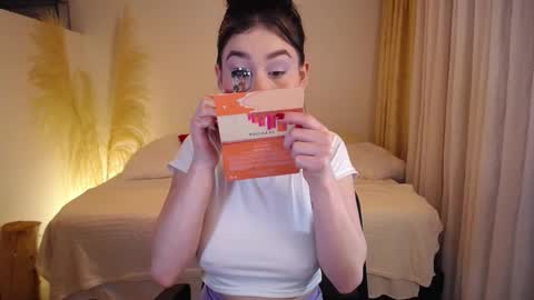 Snapshot of allierose_ chatting on 02-19-26, 03:41 Allie online show from 02-19-26, 03:41