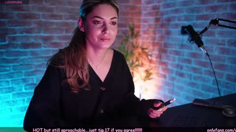 Allie online show from 01-13-25, 05:01