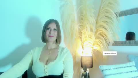 Snapshot of allison_01stone chatting on 09-09-25, 08:52 Allison online show from 09-09-25, 08:52