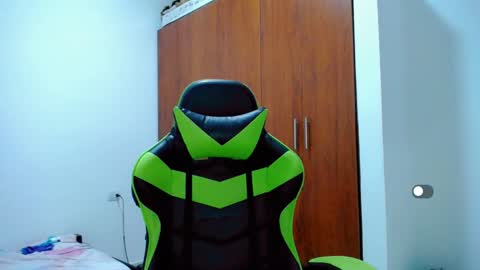  Alisson online show from 12-29-24, 04:59