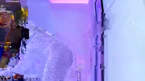 allison  online show from 04-10-26, 03:34