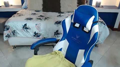 ALLISON online show from 01-05-25, 05:41