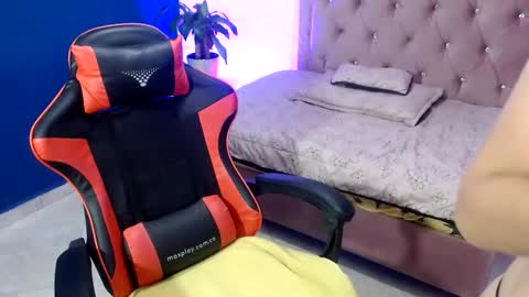 ALLISON online show from 01-18-25, 06:03