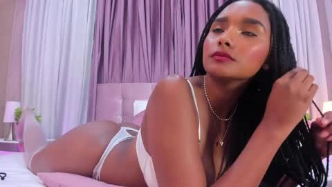 Snapshot of allisonn_bell chatting on 02-12-25, 02:24 Allison online show from 02-12-25, 02:24