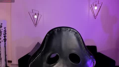 Allison Rogers online show from 10-03-25, 03:03