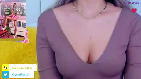 Snapshot of allisonsweetie chatting on 02-15-25, 01:49 AllisonSweetie online show from 02-15-25, 01:49