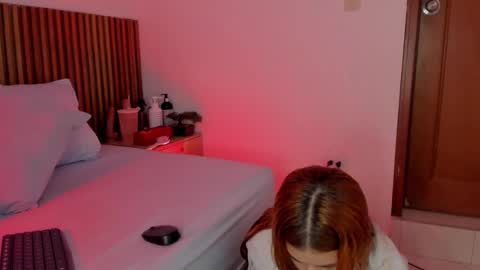 A L L I S S online show from 09-15-25, 07:47