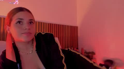 A L L I S S online show from 10-14-25, 02:45