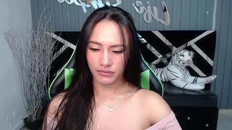 Allisson online show from 01-18-25, 03:42