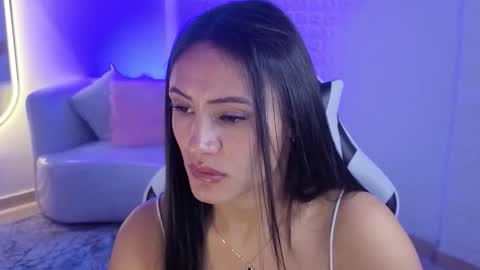 Allisson online show from 12-17-25, 03:23