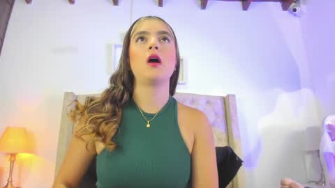 Snapshot of allisson_m chatting on 01-21-25, 12:07 allisson online show from 01-21-25, 12:07