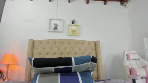 Snapshot of allisson_m chatting on 02-03-25, 12:03 allisson online show from 02-03-25, 12:03