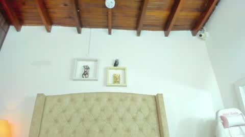 Snapshot of allisson_m chatting on 02-27-25, 12:02 allisson online show from 02-27-25, 12:02