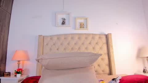 Snapshot of allisson_m chatting on 09-16-25, 12:17 allisson online show from 09-16-25, 12:17