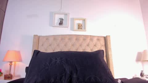 Snapshot of allisson_m chatting on 10-06-25, 12:02 allisson online show from 10-06-25, 12:02