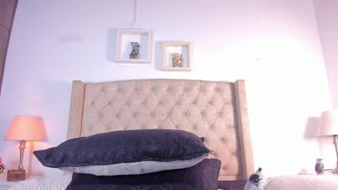 Snapshot of allisson_m chatting on 10-07-25, 12:02 allisson online show from 10-07-25, 12:02