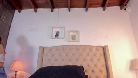 Snapshot of allisson_m chatting on 11-08-25, 12:05 allisson online show from 11-08-25, 12:05