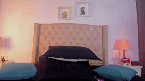 Snapshot of allisson_m chatting on 11-26-25, 12:06 allisson online show from 11-26-25, 12:06