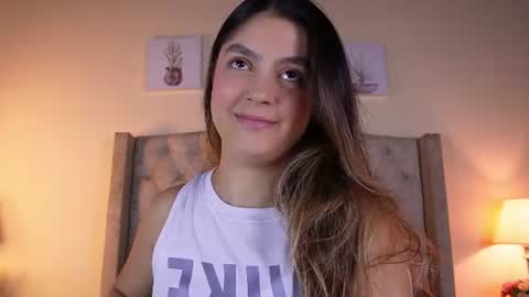 Snapshot of allisson_m chatting on 06-12-26, 12:04 allisson online show from 06-12-26, 12:04