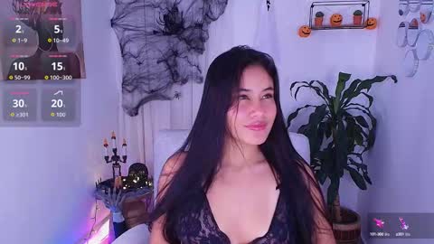 Snapshot of allisxxnn_fox chatting on 10-13-25, 11:32 Allisxn Fox online show from 10-13-25, 11:32