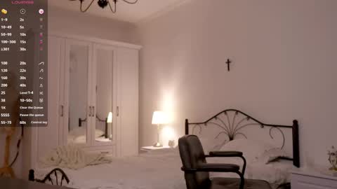 Snapshot of allotropp chatting on 10-10-25, 06:18 ALOTROPP NOT BABY online show from 10-10-25, 06:18