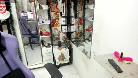 allsson_miller online show from 01-04-25, 01:42