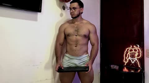 Snapshot of allukar69 chatting on 12-16-24, 06:38 blake online show from 12-16-24, 06:38