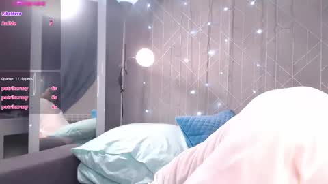 Snapshot of alluregolden chatting on 12-08-24, 01:35 Alluregolden online show from 12-08-24, 01:35