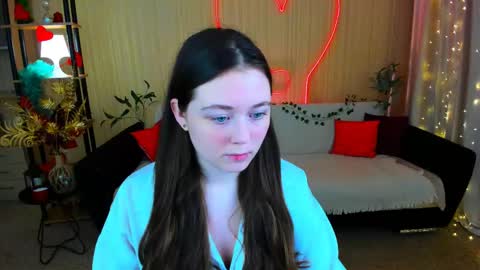 alluringeyess online show from 04-19-26, 06:32