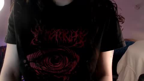 Snapshot of ally_donfort chatting on 09-09-25, 07:02 Ally online show from 09-09-25, 07:02