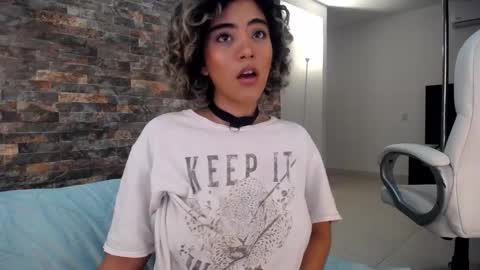 ally_summer online show from 01-02-25, 12:34