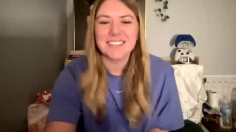 Snapshot of allyanalangel chatting on 12-16-24, 04:02 allyanalangel online show from 12-16-24, 04:02