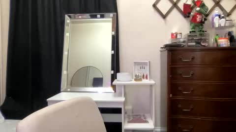 allyanalangel online show from 11-15-25, 05:16