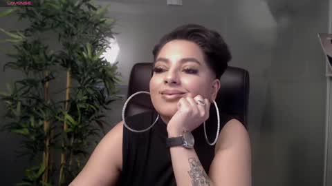         online show from 02-08-25, 11:34