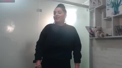         online show from 03-07-25, 08:44