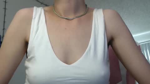 Ally Girl In Her Ally World online show from 04-25-26, 01:52