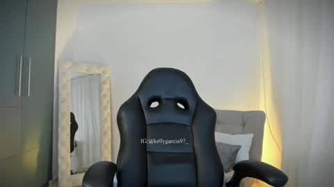 Kelly  online show from 02-13-26, 12:56