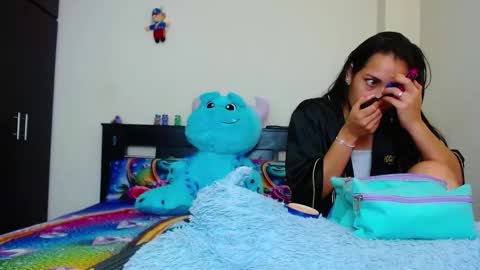 Snapshot of allyson_collins_ chatting on 12-02-25, 03:29 Allyson collins online show from 12-02-25, 03:29