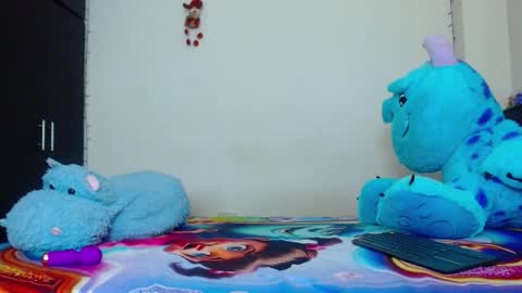 Snapshot of allyson_collins_ chatting on 01-09-26, 10:00 Allyson collins online show from 01-09-26, 10:00