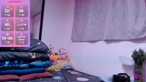 Allysonstonnes online show from 11-23-25, 02:00