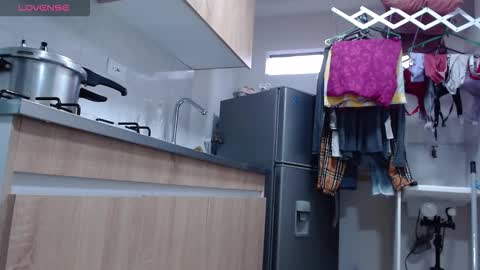 Allysonstonnes online show from 12-02-25, 09:54