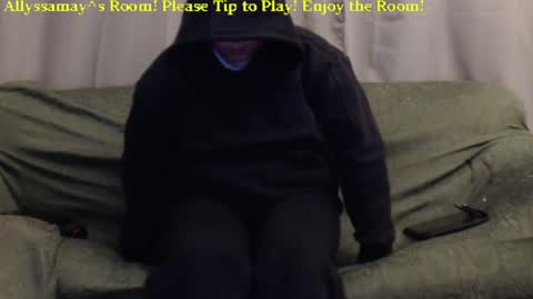 Allyssamay online show from 01-15-25, 06:01