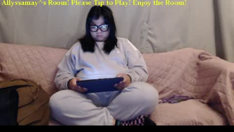 Allyssamay online show from 03-27-26, 04:40