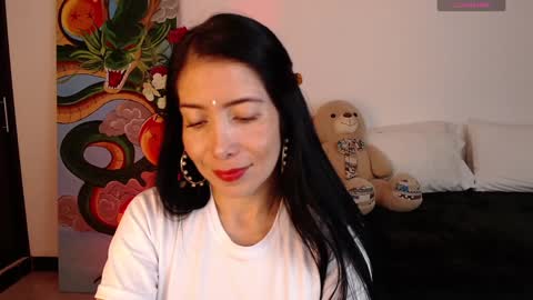 alma_art_ online show from 02-01-25, 01:34